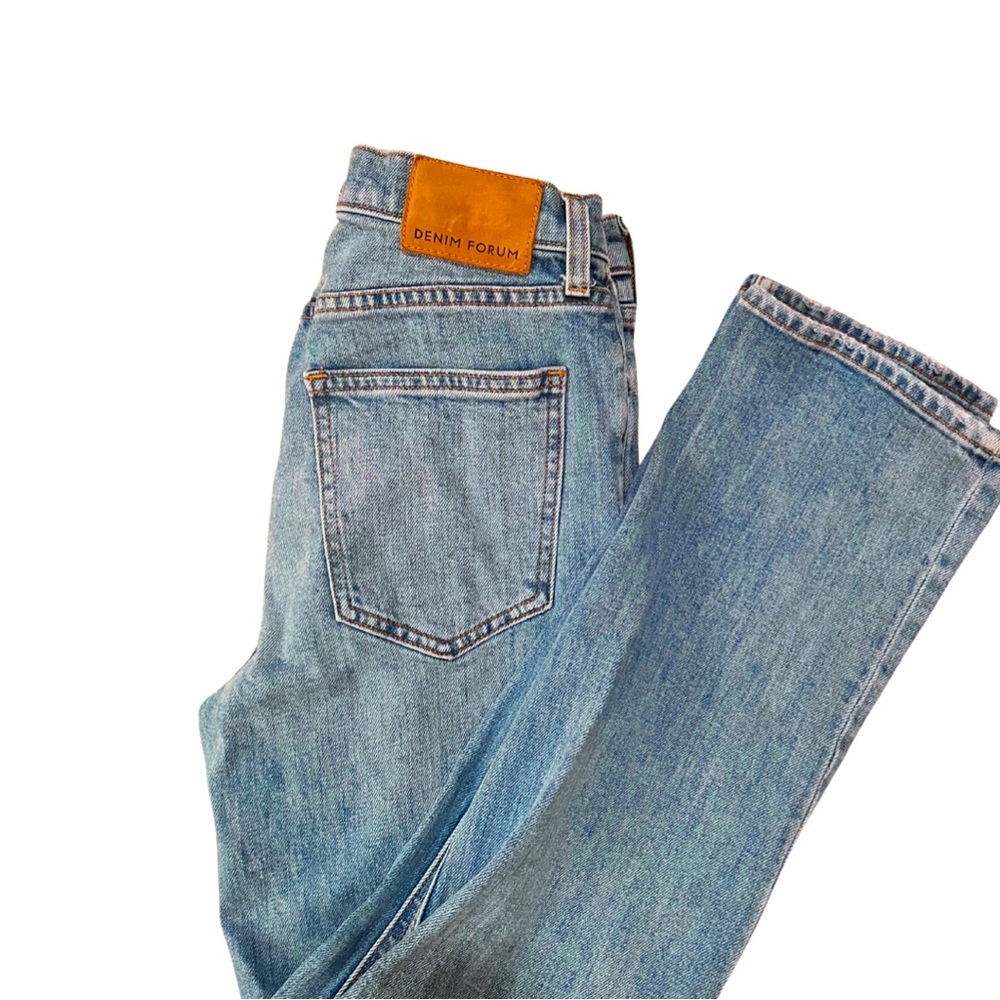 Aritzia / Denim Forum: The Arlo High Rise Straight Jean